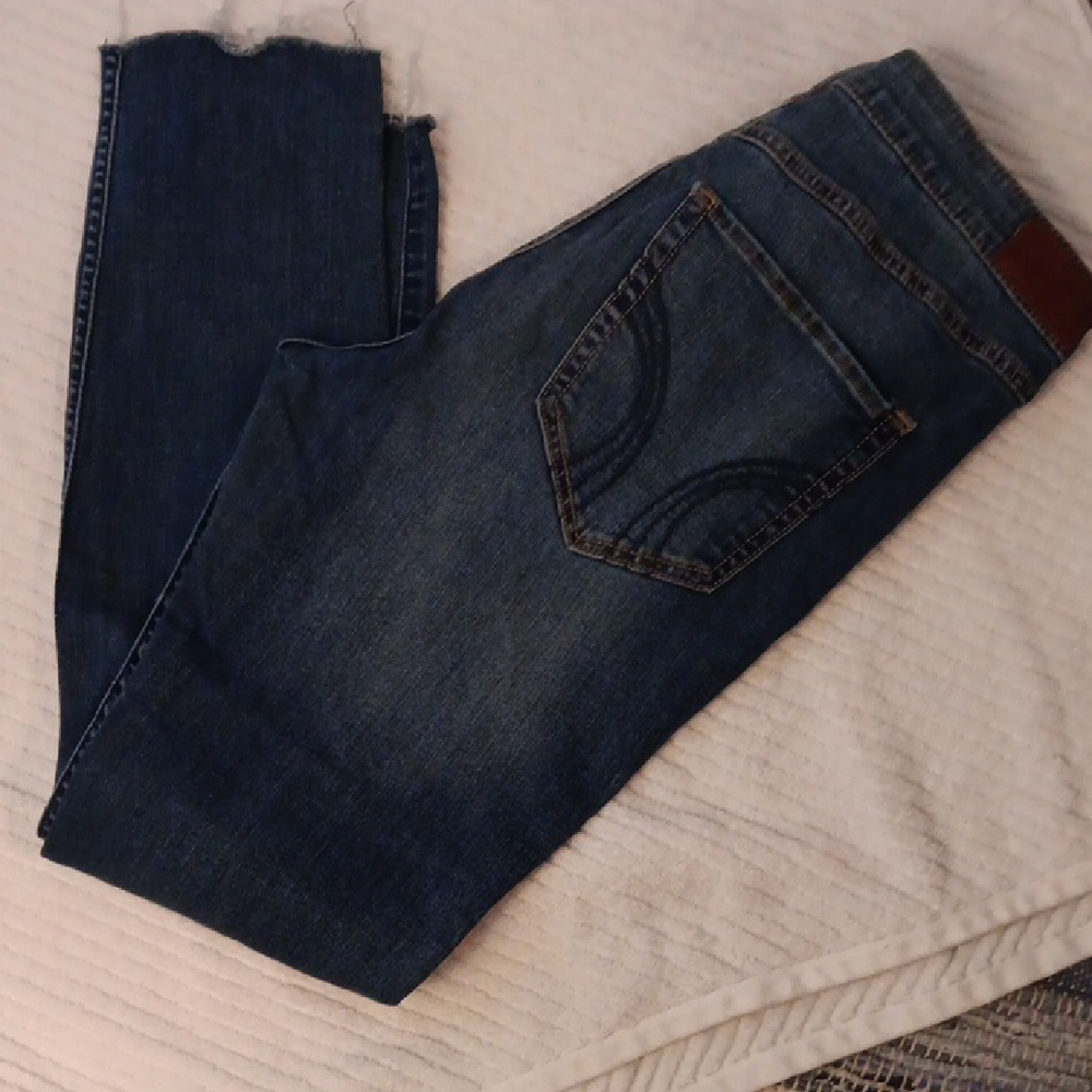 Hollister Blue Ankle Cropped Jeans